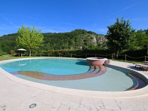 Piscine maison de vacances