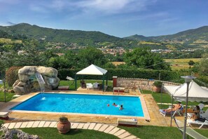 Schwimmbad des Ferienhauses