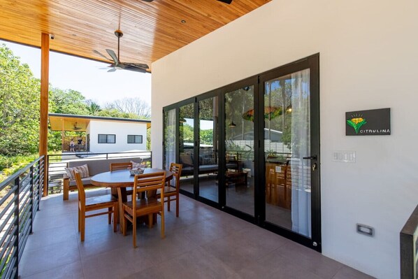 Outdoor dining