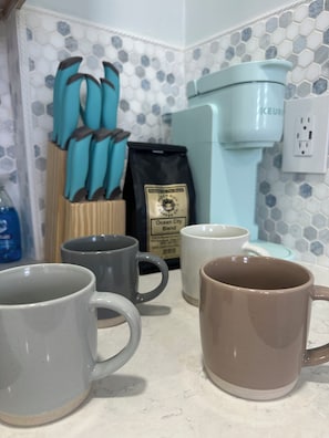 Kaffe og/eller kaffemaskine