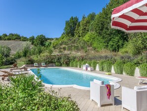 Schwimmbad des Ferienhauses