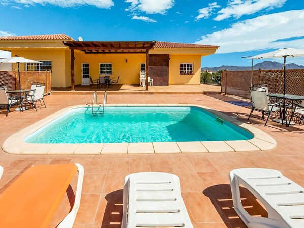 Extérieur maison de vacances [été]