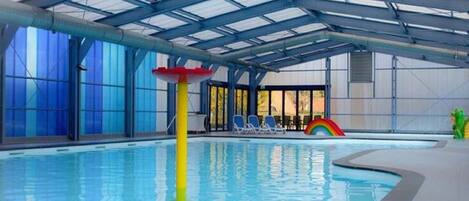 Holiday Home Swimming Pool