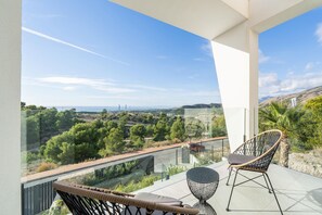 Terrasse / Balkon