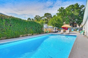 Shared Outdoor Pool | ~2 Mi to Okaloosa Island