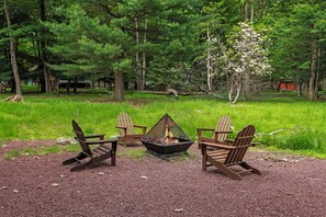 Gather around the fire pit for warm, memorable evenings.