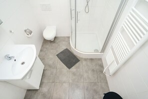 Bird's Eye Bathroom