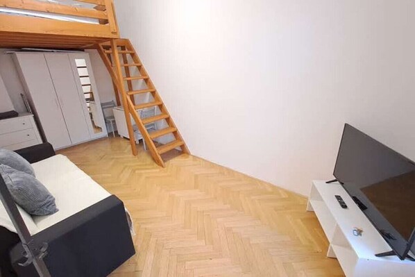 stairs to loft