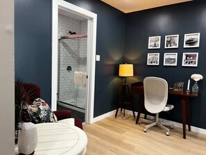 Work-from-anywhere ready: dedicated desk space just off the lounge.