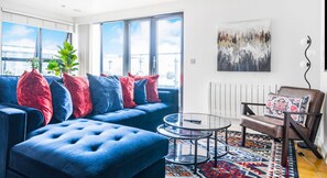 COZY LIVING AREA WITH CENTER TABLE