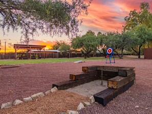 Common Area Horseshoe Pits, Family Games