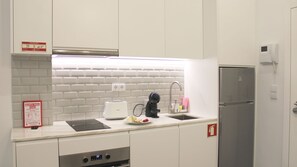 A good space for cooking and drinking some coffee, tea and fresh water.