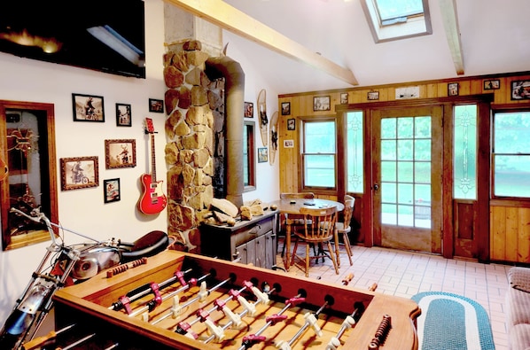 Spielezimmer