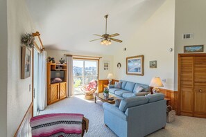 Top Level Living Area