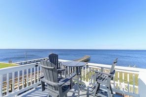 Top Level Soundfront Deck