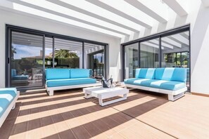 Outdoor sitting area