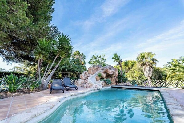 Villa Concha by Indigo Algarve - heated pool with slide and waterfall