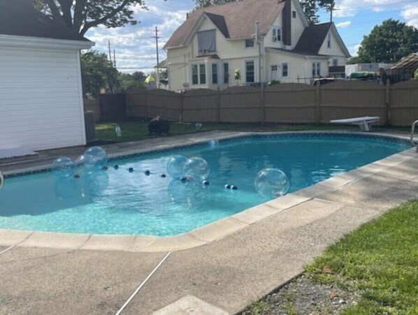 Pool