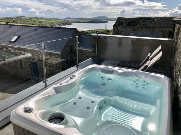 Bain à remous extérieur