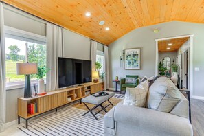 Living Room | Central Air Conditioning | Single-Story Home