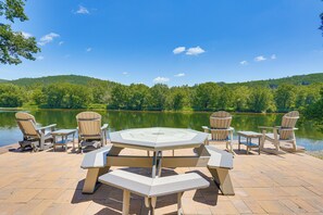 Waterfront Patio | Outdoor Dining & Seating | River Access