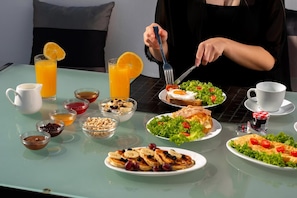 Breakfast meal