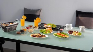 Breakfast meal