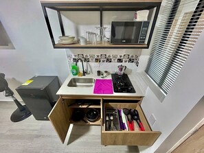Kitchen or kitchenette