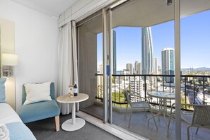 Studio room - 2 x Double beds