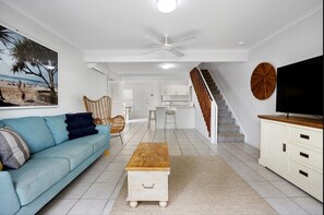 Open plan living, dining and kitchen