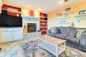 Seating Area | 1st Floor | Smart TV | Fireplace | Central Heating & A/C