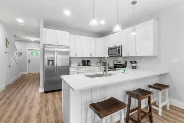 Well Equipped Kitchen!