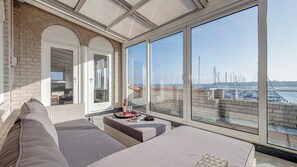 balcony-terrace