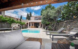 pool