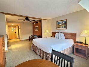 King Bed | Listed with @BookTraverse