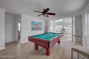 Spielezimmer
