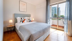 The bedroom offers a comfy mattress and quality bed linen for a good night's rest
#bedroom #relax #rest #algarve #portugal