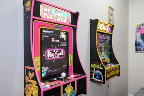 Spielezimmer