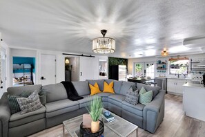 Dining Seating