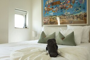 The comfortable beds are made up with fresh linen and cleaned by a professional cleaning company.