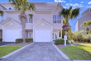 Front View of the Home w/ Garage