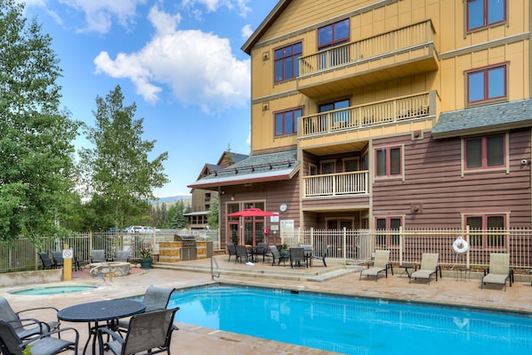 Spend time with family and friends in the outdoor pool.