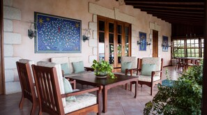 Share meals and laughs in the gorgeous outdoor seating area.