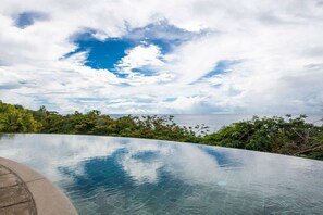Relax in your private infinity pool!