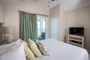 This property features a master bedroom with a queen bed and a second bedroom with two single beds.