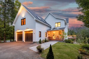Attached 2-Car Garage