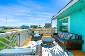 Amazing top deck views!