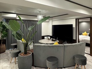 ・[6th floor] Relaxing living area