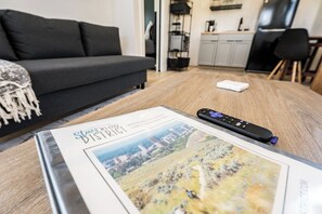 #StayinMyDirect #BookDirect