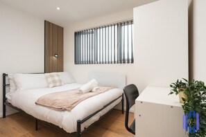 Double and Single Bedroom - Full bedding, linens, towel included - Comfortably heated rooms -Extra linen can be provided on request